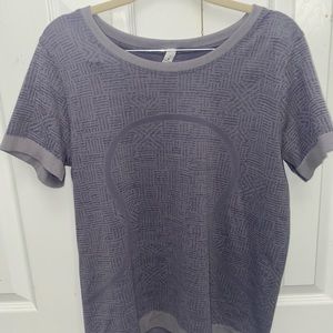 Lululemon Swiftly Tech Relaxed Fit